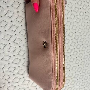 NWT Lululemon Curved Wristlet Velour